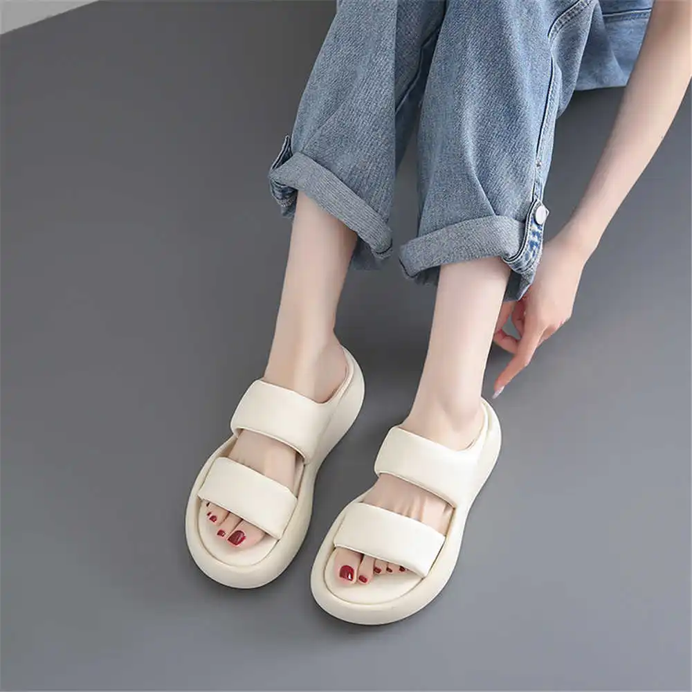 Size 39 Strips Summer Shoes Sa – Different Aquatic Sports Bewertung und Preis